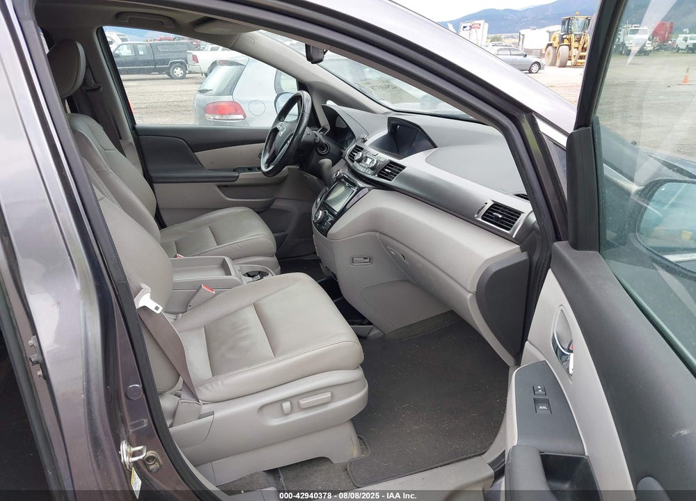 2015 HONDA ODYSSEY EX-L VIN: 5FNRL5H60FB066658