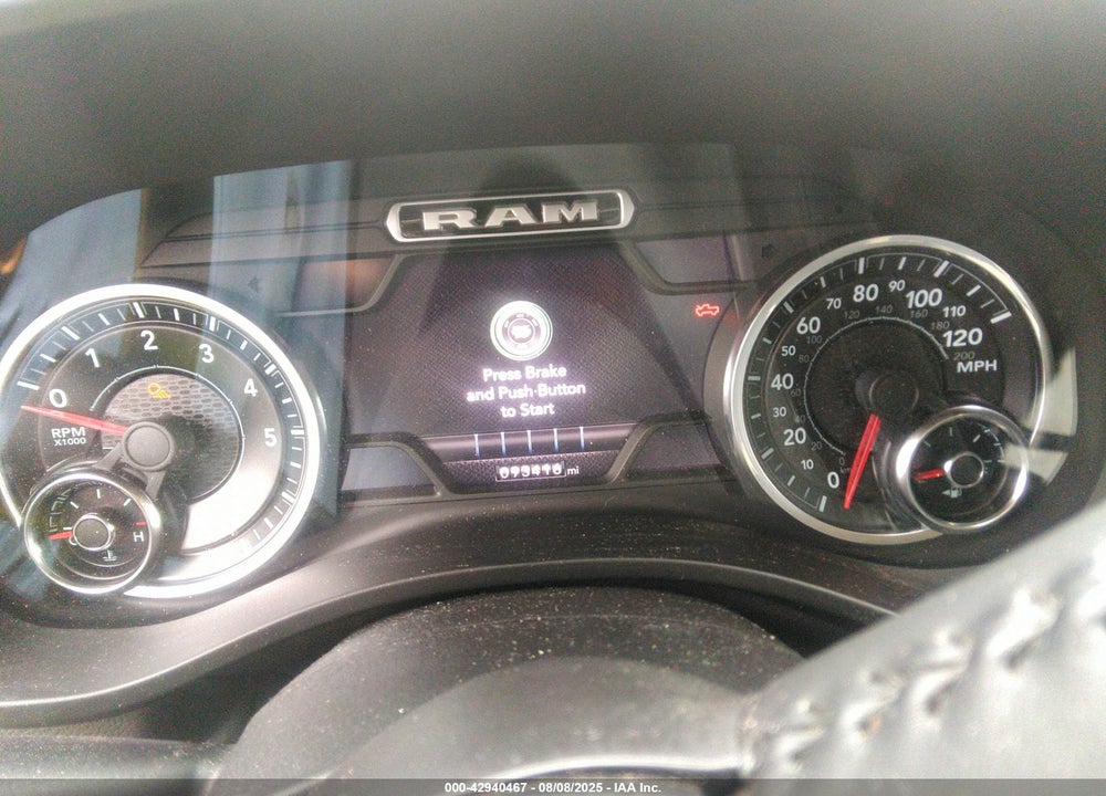 2020 RAM 1500 LAIE  4X4 5'7 BOX VIN: 1C6SRFJT1LN111892