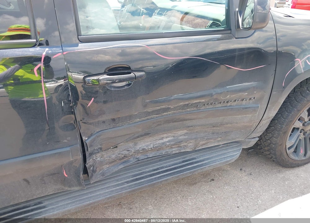 2008 CHEVROLET SUBURBAN 1500 LTZ VIN: 3GNFC16Y08G185282