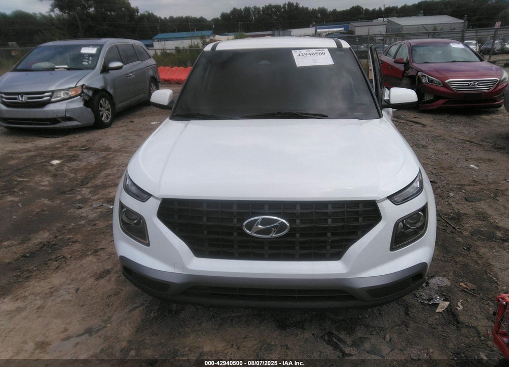 2024 HYUNDAI VENUE VIN: KMHRB8A30RU299211