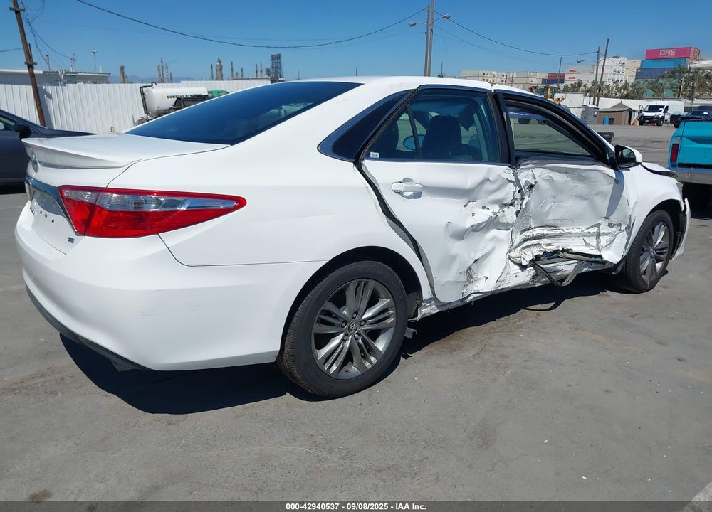 2016 TOYOTA CAMRY VIN: 4T1BF1FK4GU542822