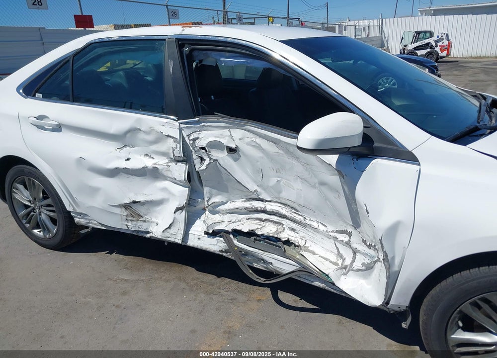 2016 TOYOTA CAMRY VIN: 4T1BF1FK4GU542822