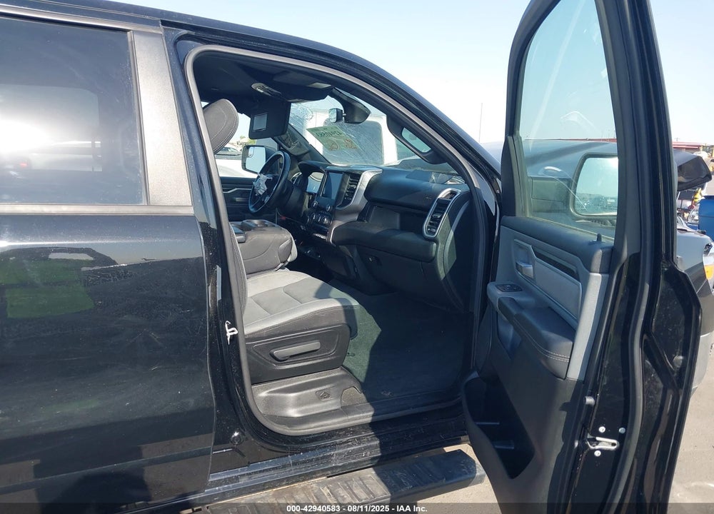 2022 RAM 1500 VIN: 1C6RREFT6NN275210