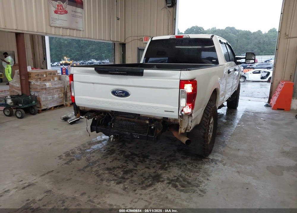 2019 FORD F-250 VIN: 1FT7W2B66KED43282