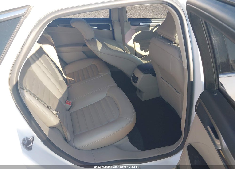 2017 FORD FUSION VIN: 3FA6P0HD9HR126842