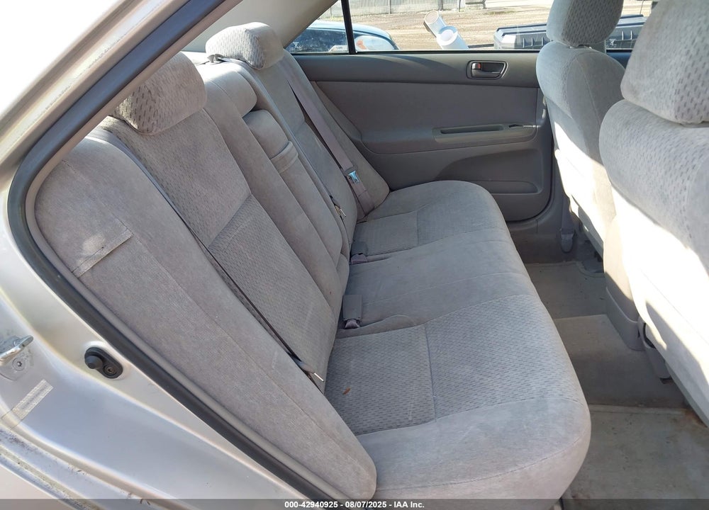 2003 TOYOTA CAMRY LE VIN: 4T1BE32K53U678617