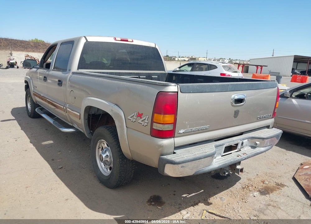 2001 CHEVROLET SILVERADO 2500HD LS VIN: 1GCHK23U31F105511