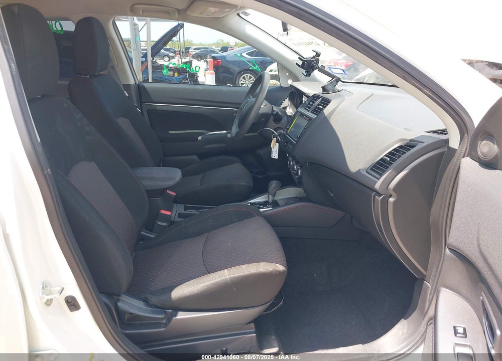 2018 MITSUBISHI OUTLANDER SPORT VIN: JA4AP3AU6JU005114