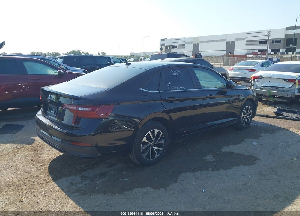 2024 VOLKSWAGEN JETTA VIN: 3VW5M7BU1RM002298