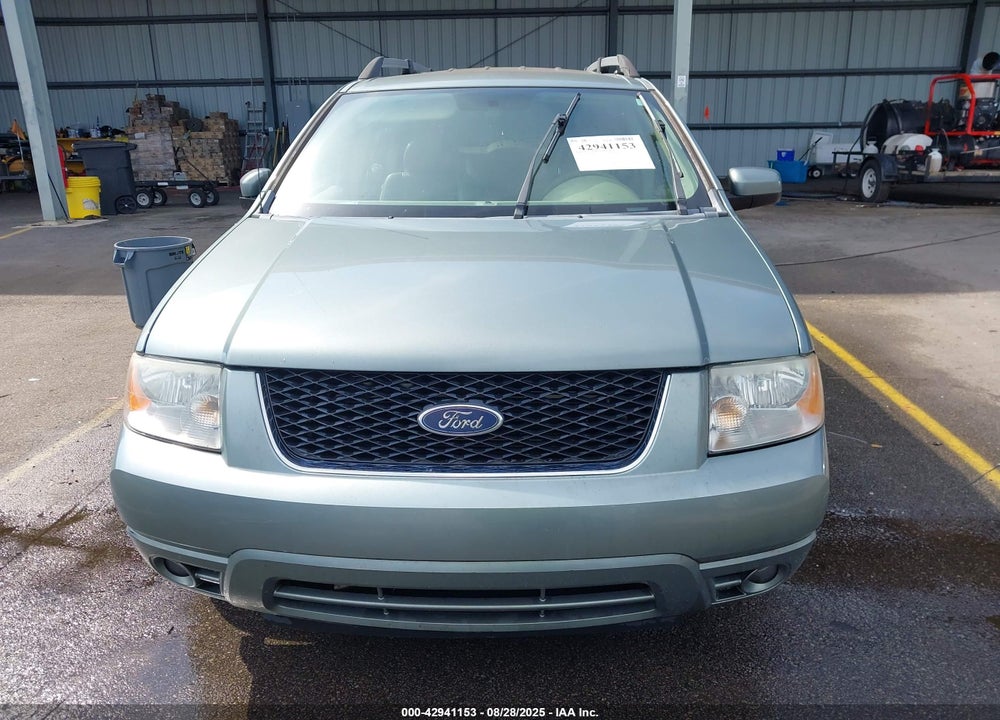 2005 FORD FREESTYLE LIMITED VIN: 1FMDK03135GA70229