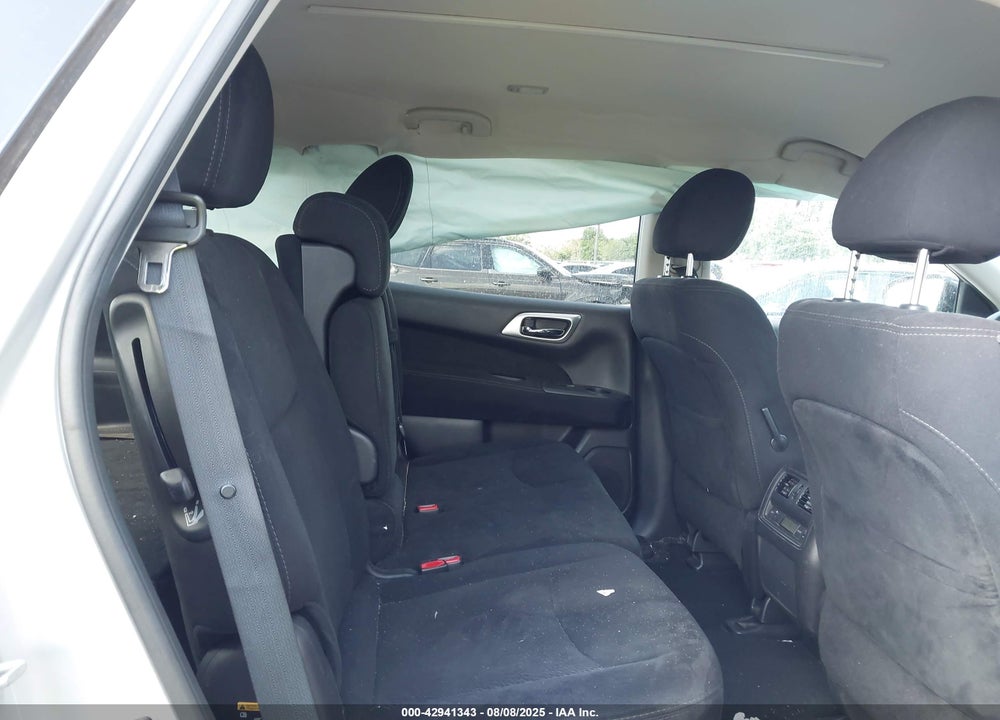 2016 NISSAN PATHFINDER VIN: 5N1AR2MM4GC611186