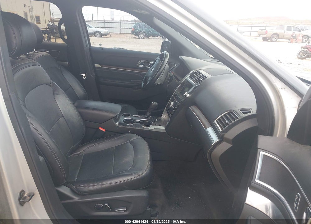 2017 FORD EXPLORER LIMITED VIN: 1FM5K7F87HGC34110