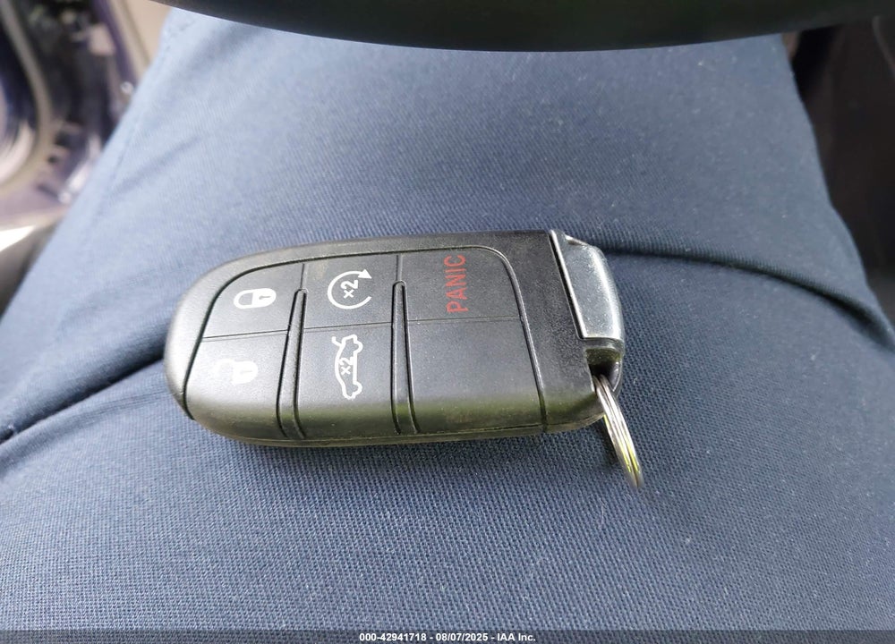 2017 JEEP RENEGADE VIN: ZACCJABB7HPF53992