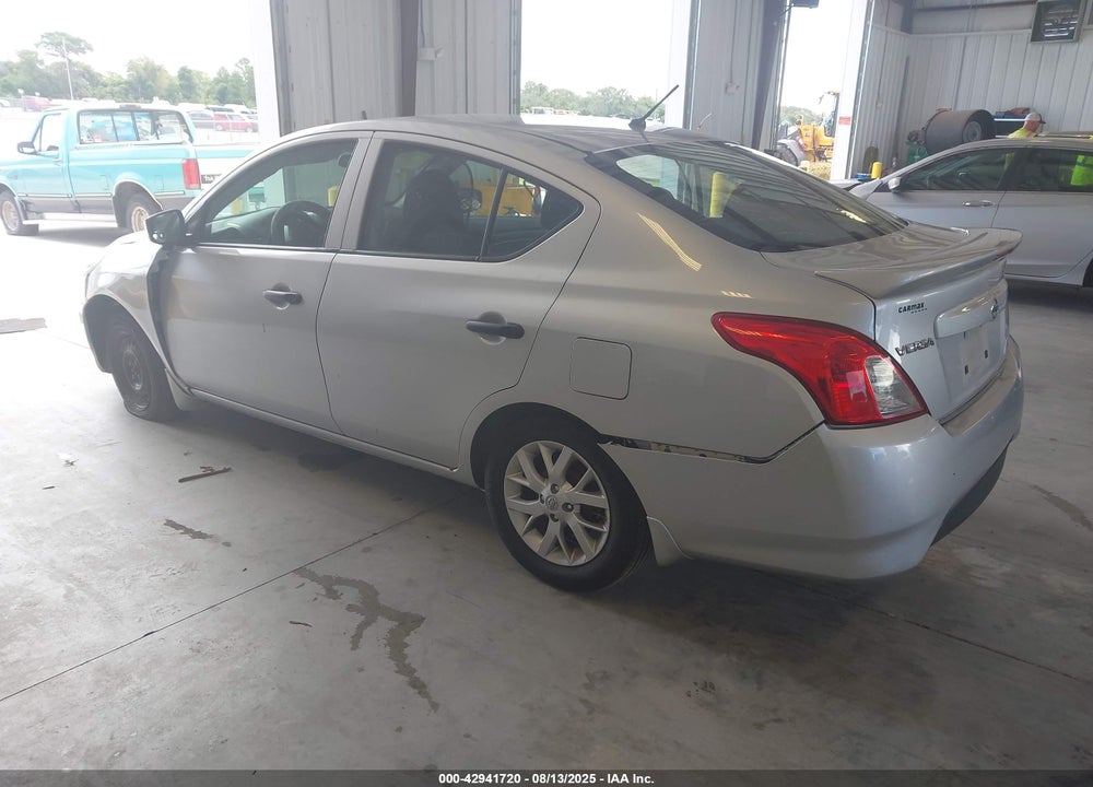 2018 NISSAN VERSA 1.6 S+ VIN: 3N1CN7AP5JL801694