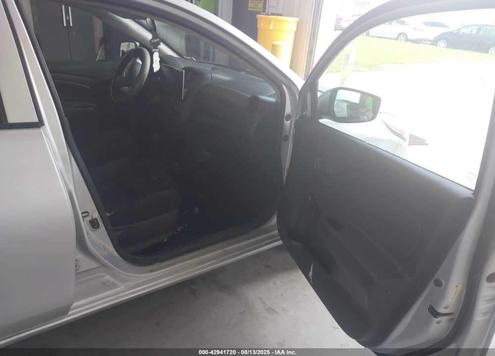 2018 NISSAN VERSA 1.6 S+ VIN: 3N1CN7AP5JL801694