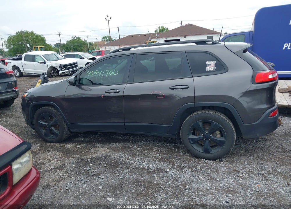 2018 JEEP CHEROKEE VIN: 1C4PJLCB6JD513998