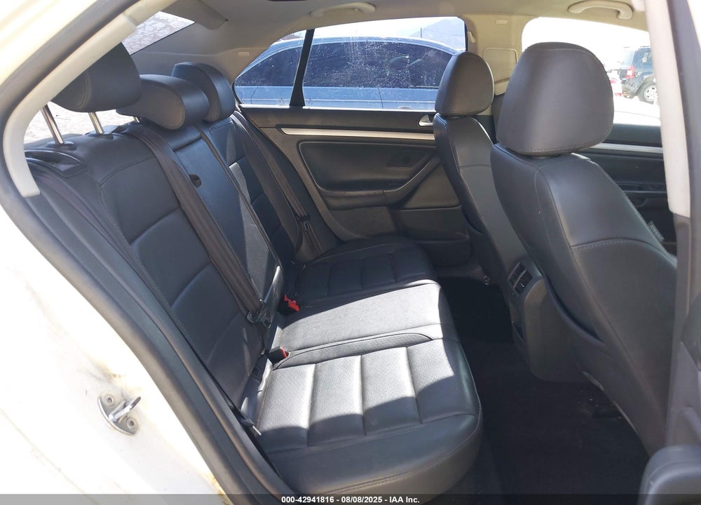 2008 VOLKSWAGEN JETTA VIN: 3VWRZ71K78M036313