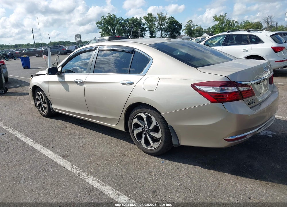 2017 HONDA ACCORD VIN: 1HGCR2F96HA008812