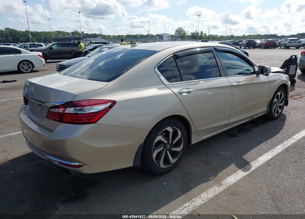 2017 HONDA ACCORD VIN: 1HGCR2F96HA008812
