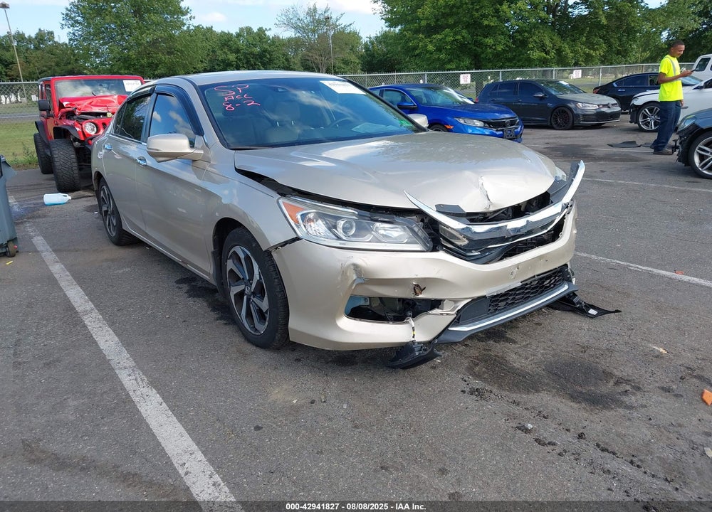 2017 HONDA ACCORD VIN: 1HGCR2F96HA008812