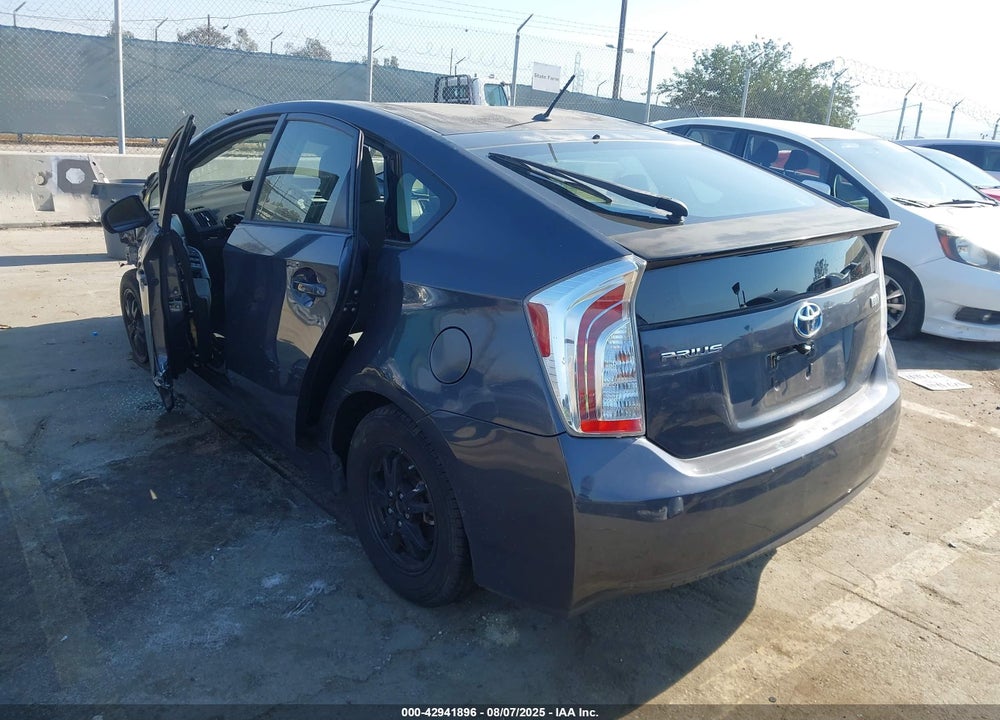 2013 TOYOTA PRIUS VIN: JTDKN3DU5D1706258