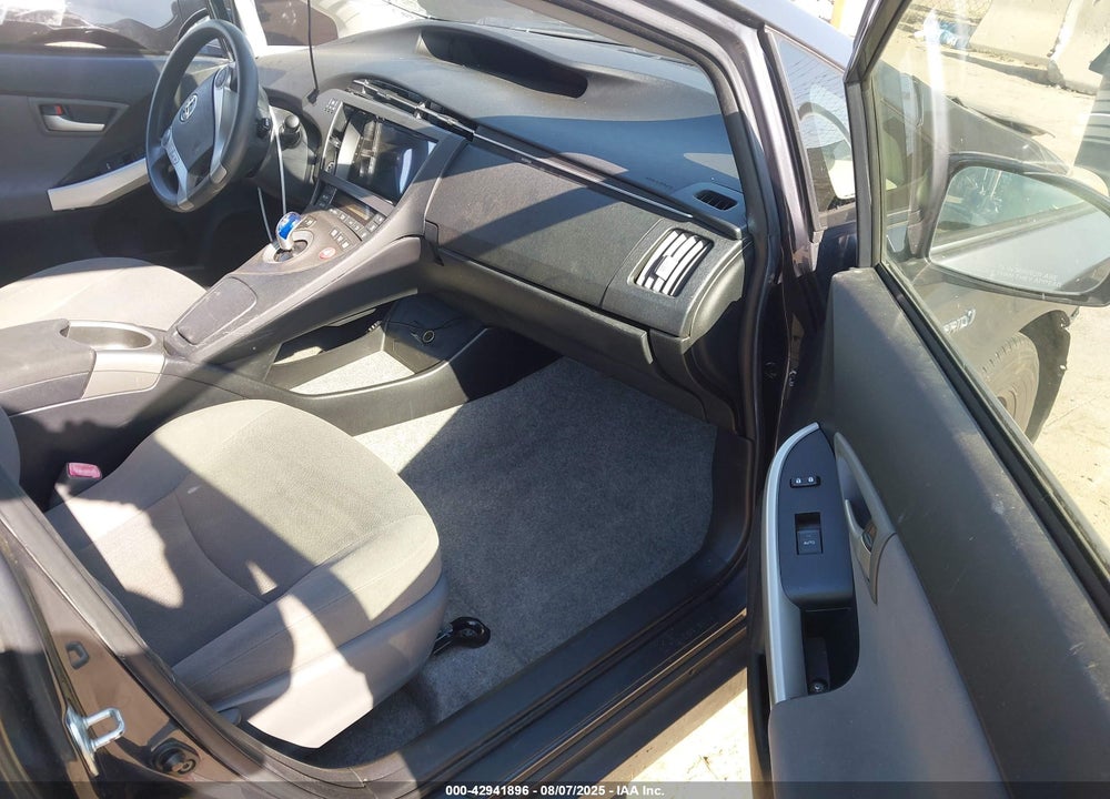 2013 TOYOTA PRIUS VIN: JTDKN3DU5D1706258