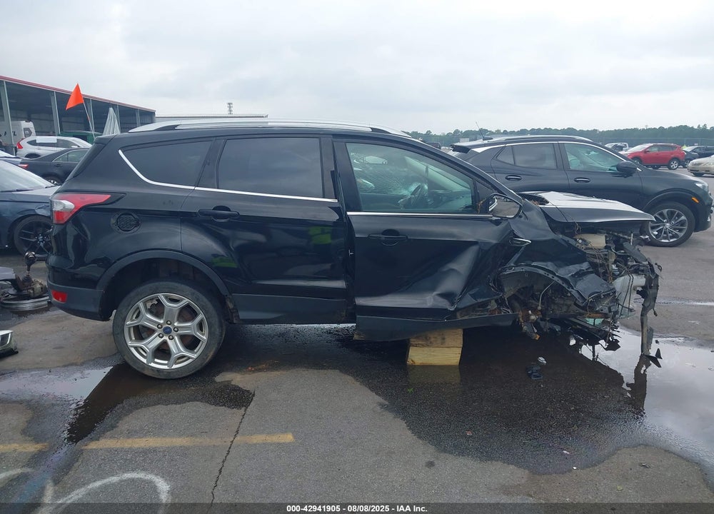 2017 FORD ESCAPE VIN: 1FMCU0JD5HUC72224