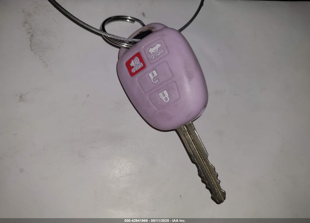 2015 TOYOTA COROLLA VIN: 5YFBURHE9FP328985