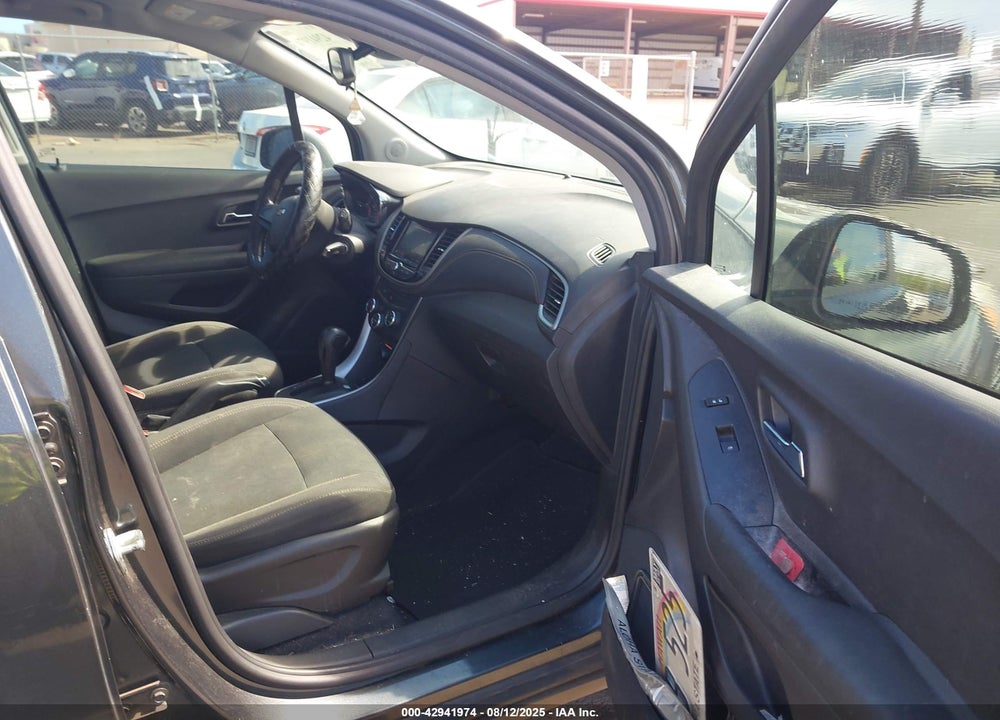 2020 CHEVROLET TRAX VIN: 3GNCJKSB5LL201198