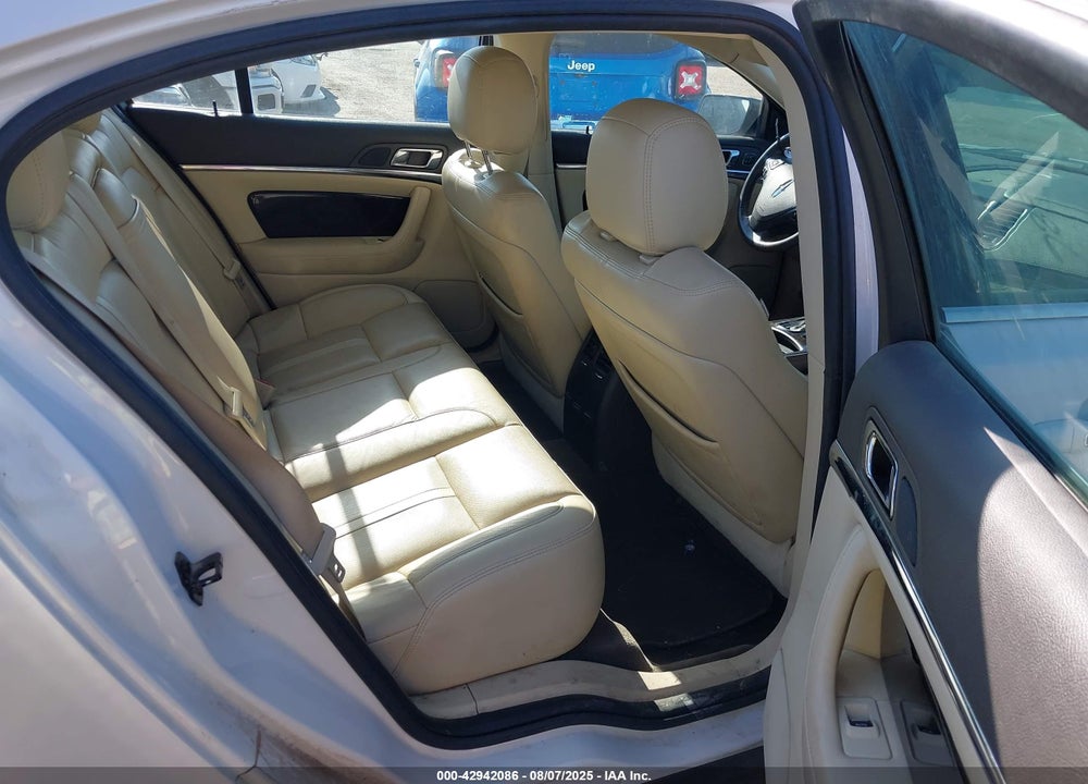 2015 LINCOLN MKS VIN: 1LNHL9DK0FG607649