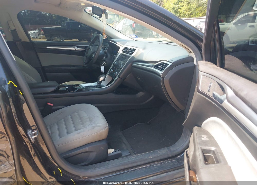 2015 FORD FUSION VIN: 3FA6P0G72FR242036