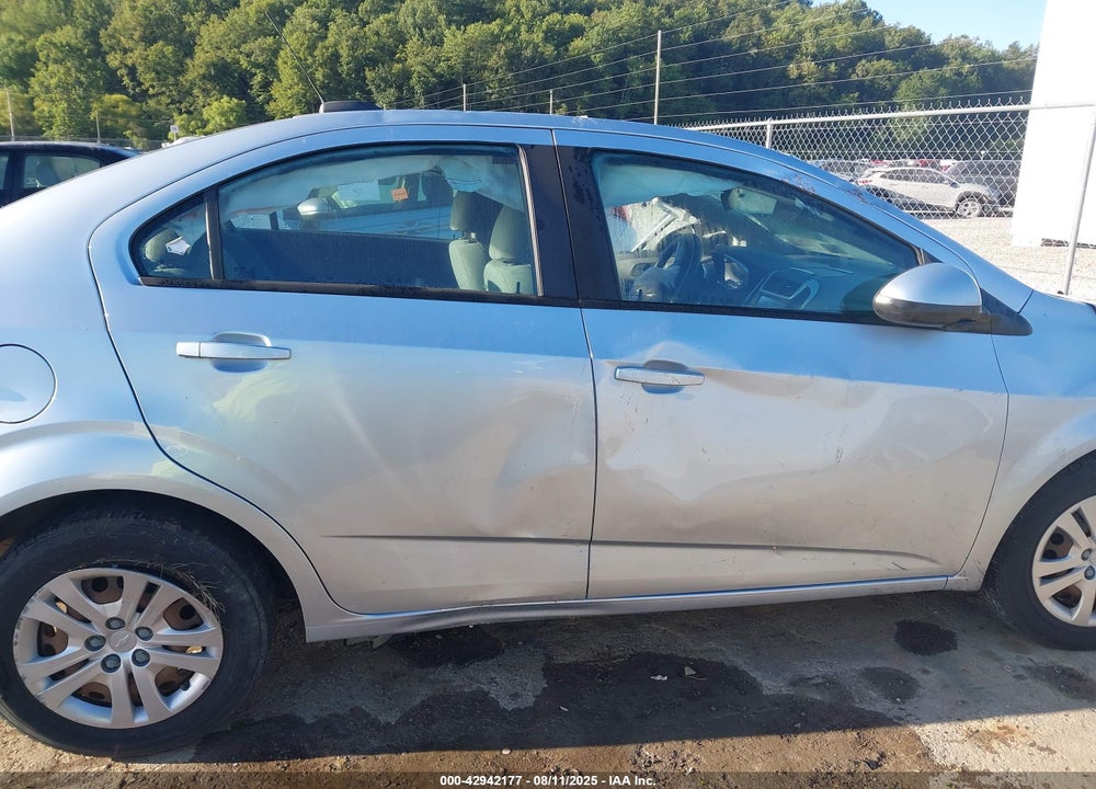 2017 CHEVROLET SONIC VIN: 1G1JB5SH8H4149638
