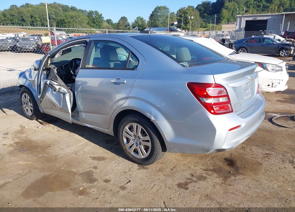 2017 CHEVROLET SONIC VIN: 1G1JB5SH8H4149638