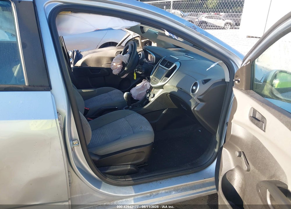 2017 CHEVROLET SONIC VIN: 1G1JB5SH8H4149638