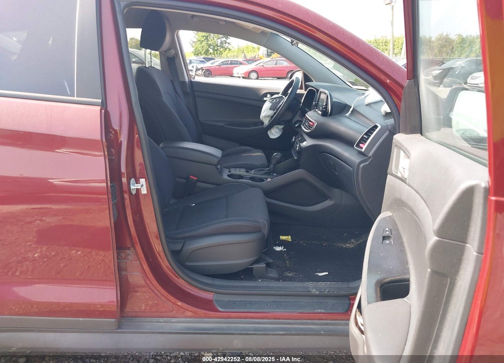 2020 HYUNDAI TUCSON VIN: KM8J23A41LU092505