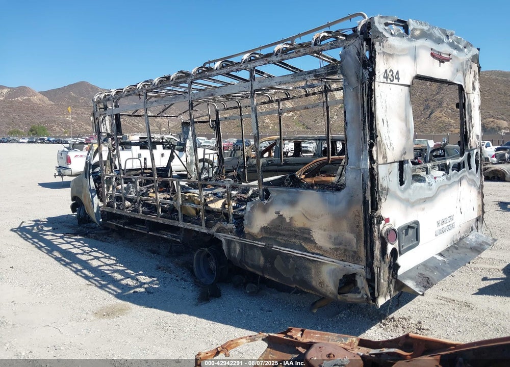2007 FORD E-450 CUTAWAY VIN: 1FDXE45S17DB36881