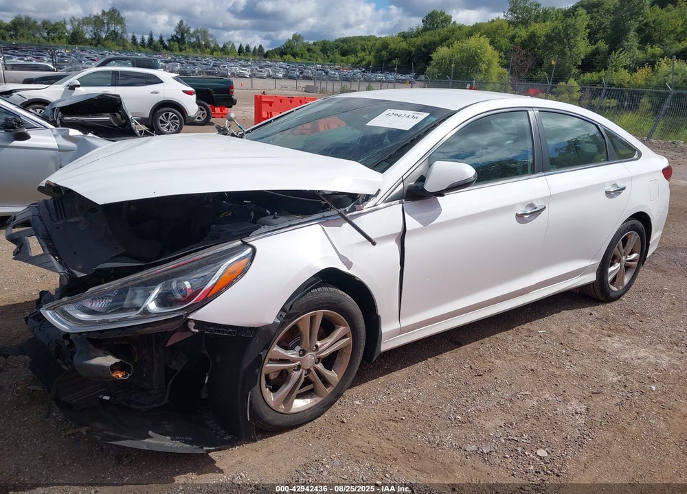 2019 HYUNDAI SONATA VIN: 5NPE34AF2KH805723