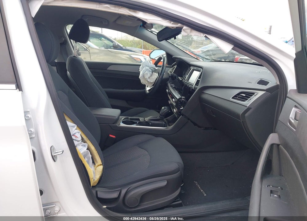 2019 HYUNDAI SONATA VIN: 5NPE34AF2KH805723