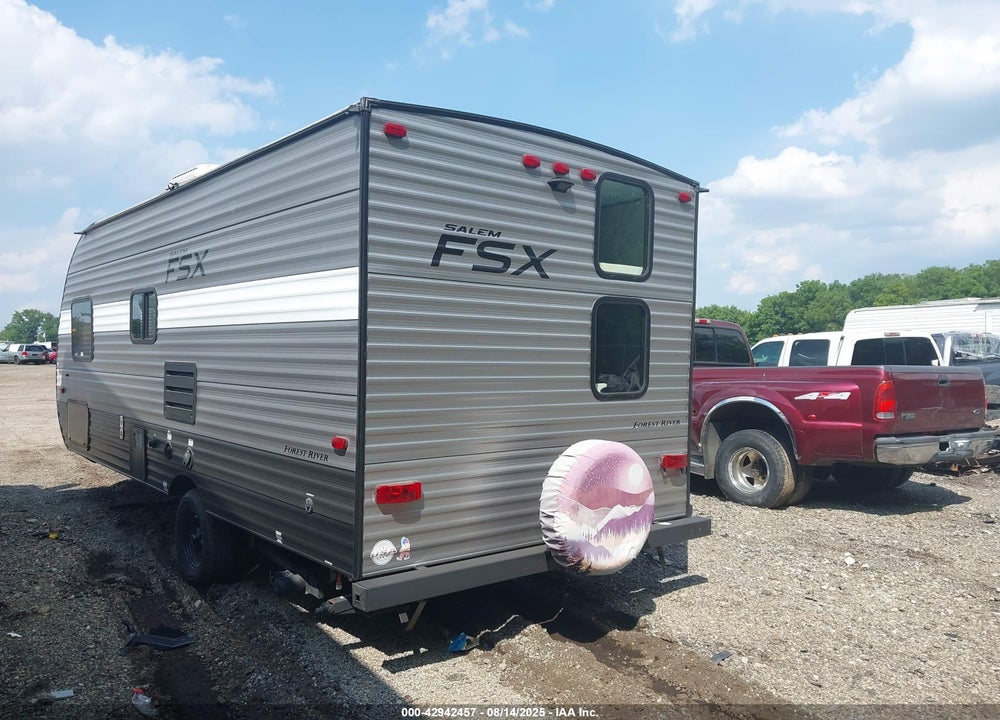 2019 FORE RIVER 171R VIN: 4X4TSMT13KY003430