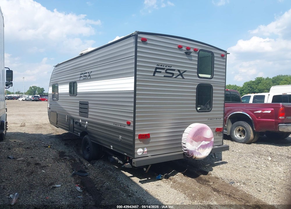 2019 FORE RIVER 171R VIN: 4X4TSMT13KY003430