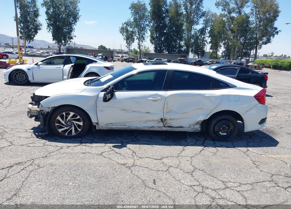 2017 HONDA CIVIC VIN: 19XFC2F74HE003892