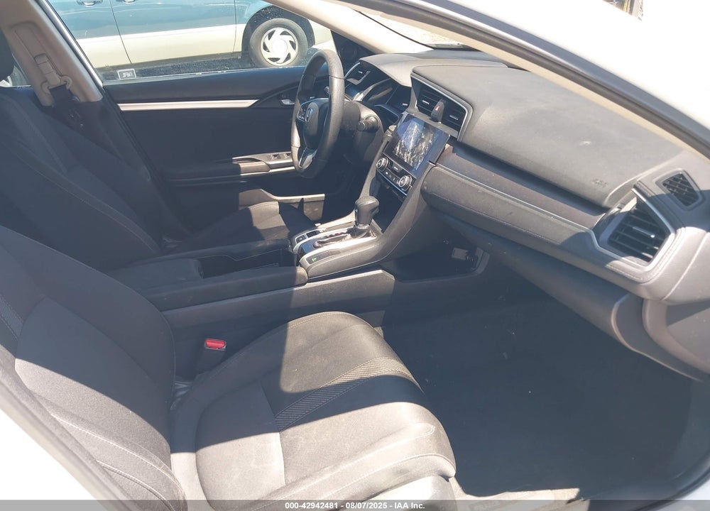 2017 HONDA CIVIC VIN: 19XFC2F74HE003892