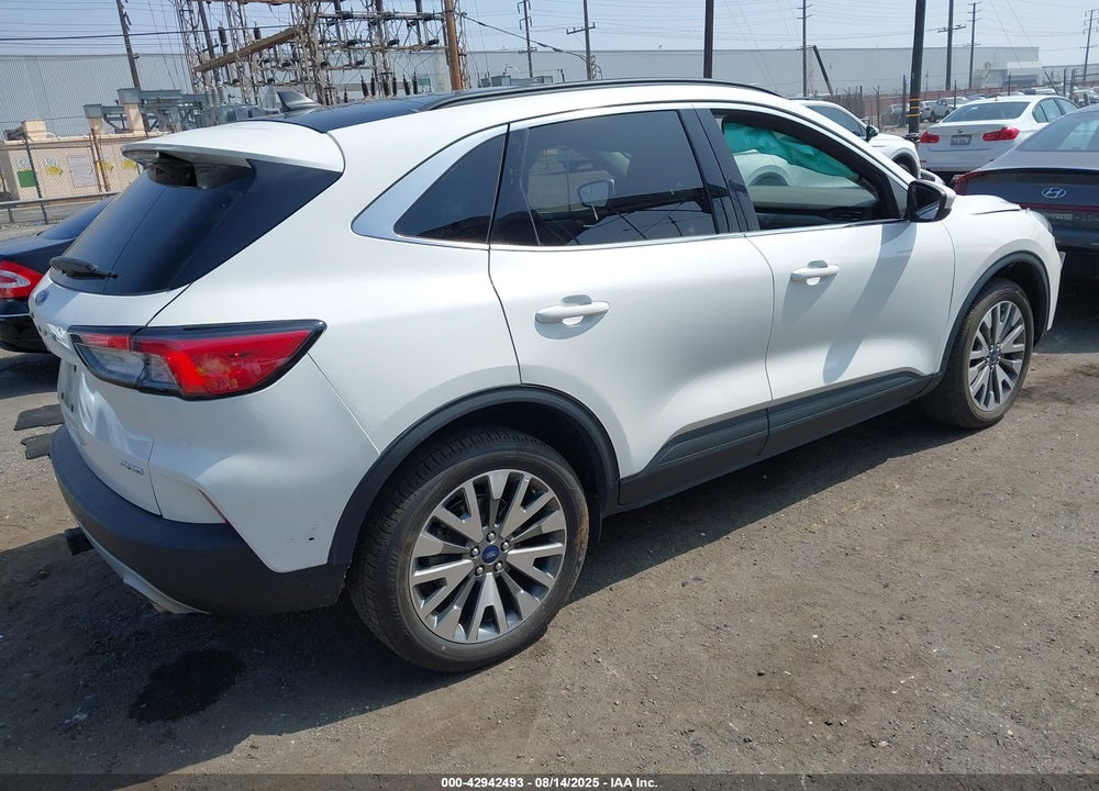 2022 FORD ESCAPE VIN: 1FMCU9J93NUB38243