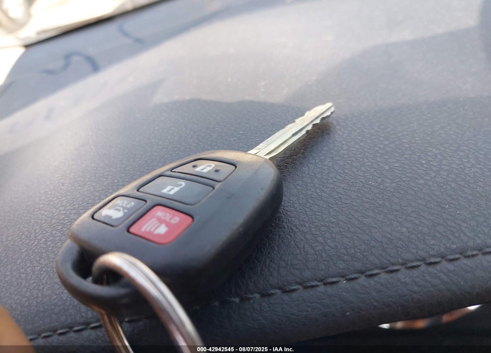 2019 TOYOTA COROLLA VIN: 5YFBURHE4KP889976