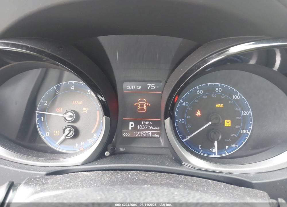2016 TOYOTA COROLLA VIN: 2T1BURHE8GC531951