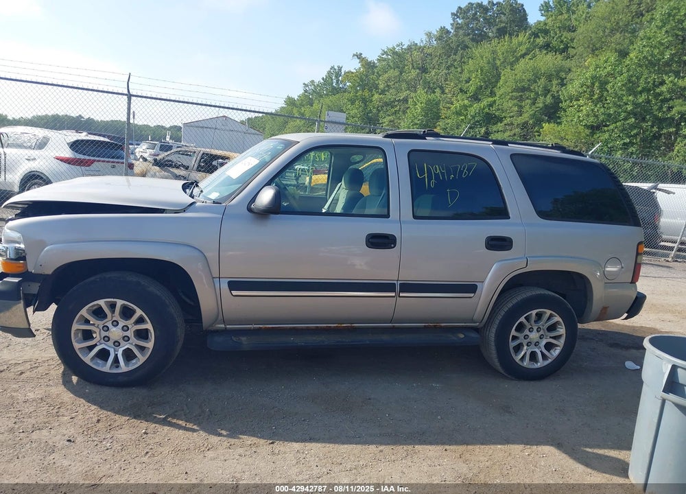 2004 CHEVROLET TAHOE LS VIN: 1GNEK13Z44R258157