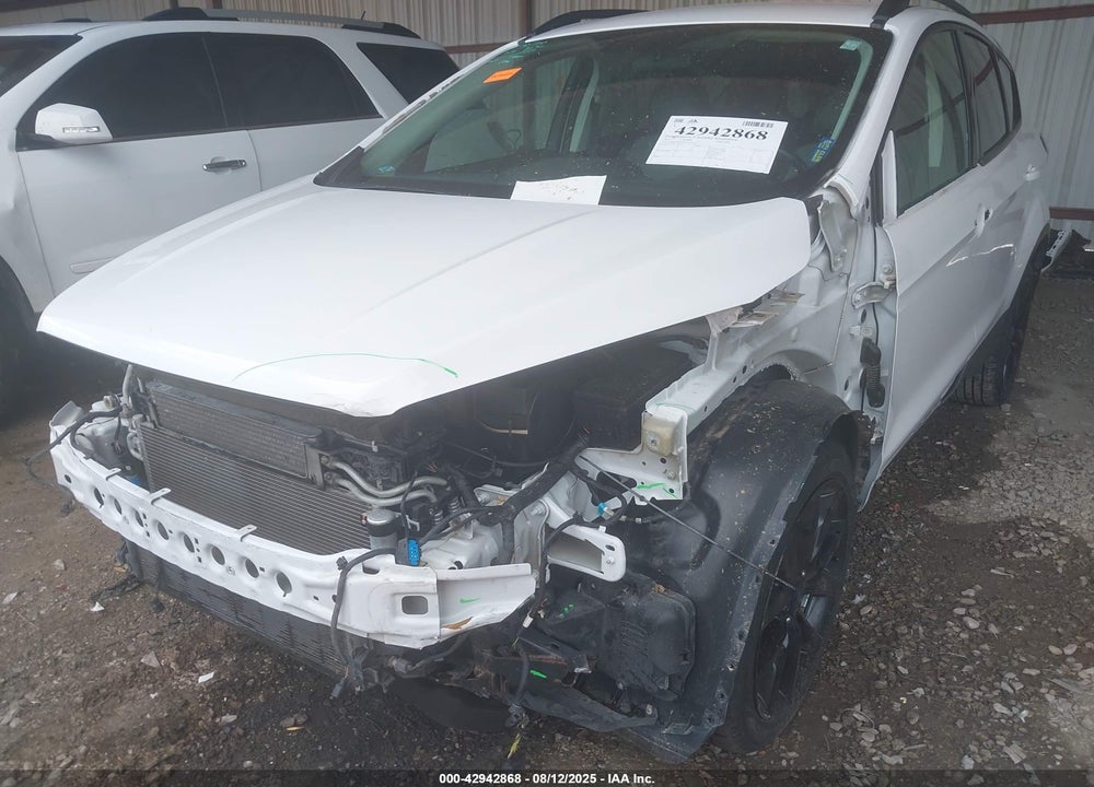 2017 FORD ESCAPE VIN: 1FMCU0GD5HUE92504