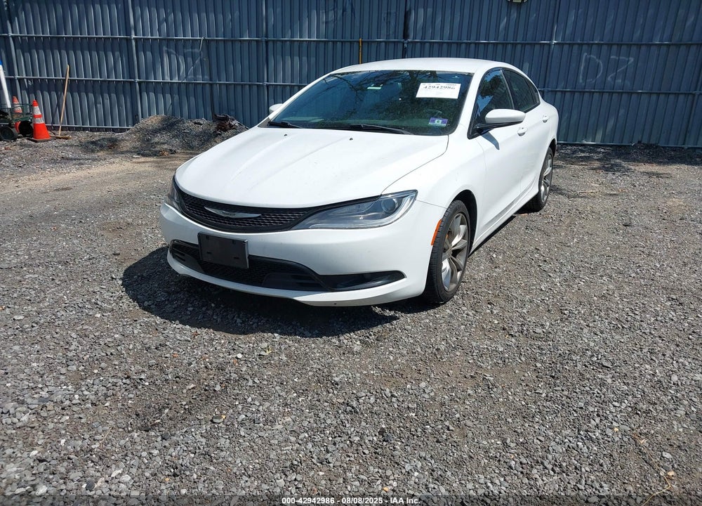 2016 CHRYSLER 200 S VIN: 1C3CCCBB4GN117618