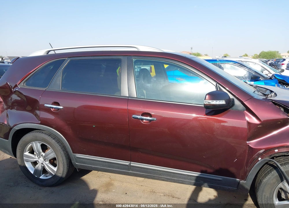 2013 KIA SORENTO VIN: 5XYKU4A23DG342241