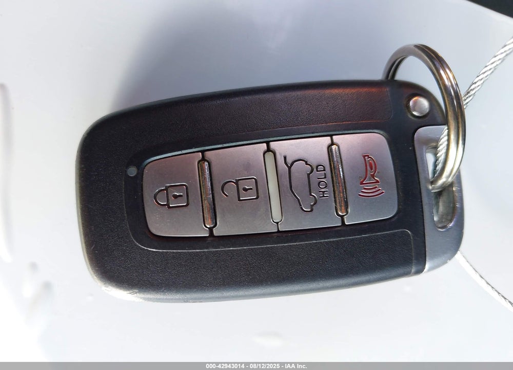 2013 KIA SORENTO VIN: 5XYKU4A23DG342241